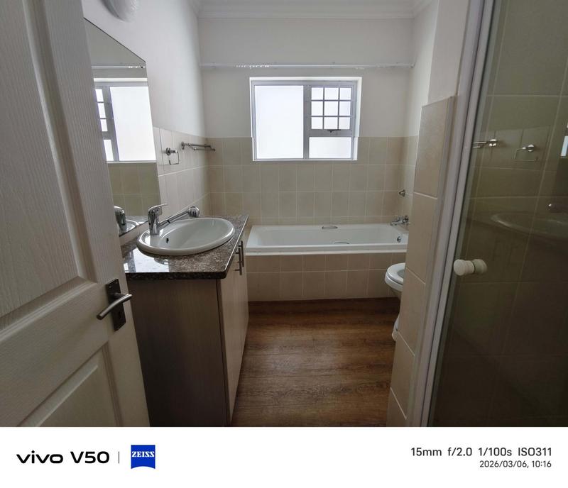 2 Bedroom Property for Sale in Heiderand Western Cape